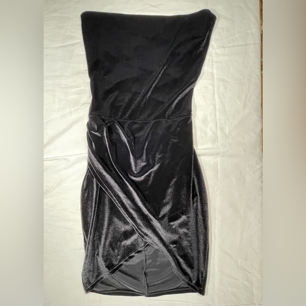 Lucy in the Sky Black Velvet Bodycon Open Back Corset Closure LBD - Size S
